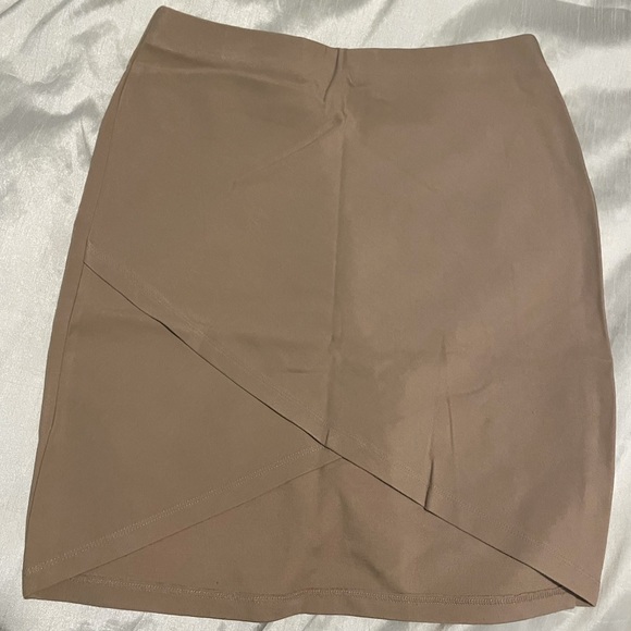 Forever 21 Skirt - Picture 1 of 6